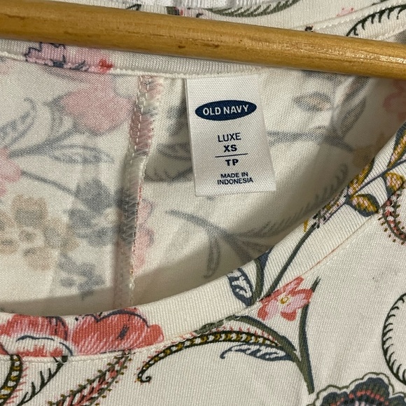 Old Navy | Athleisure | Size XS - Picture 2 of 4